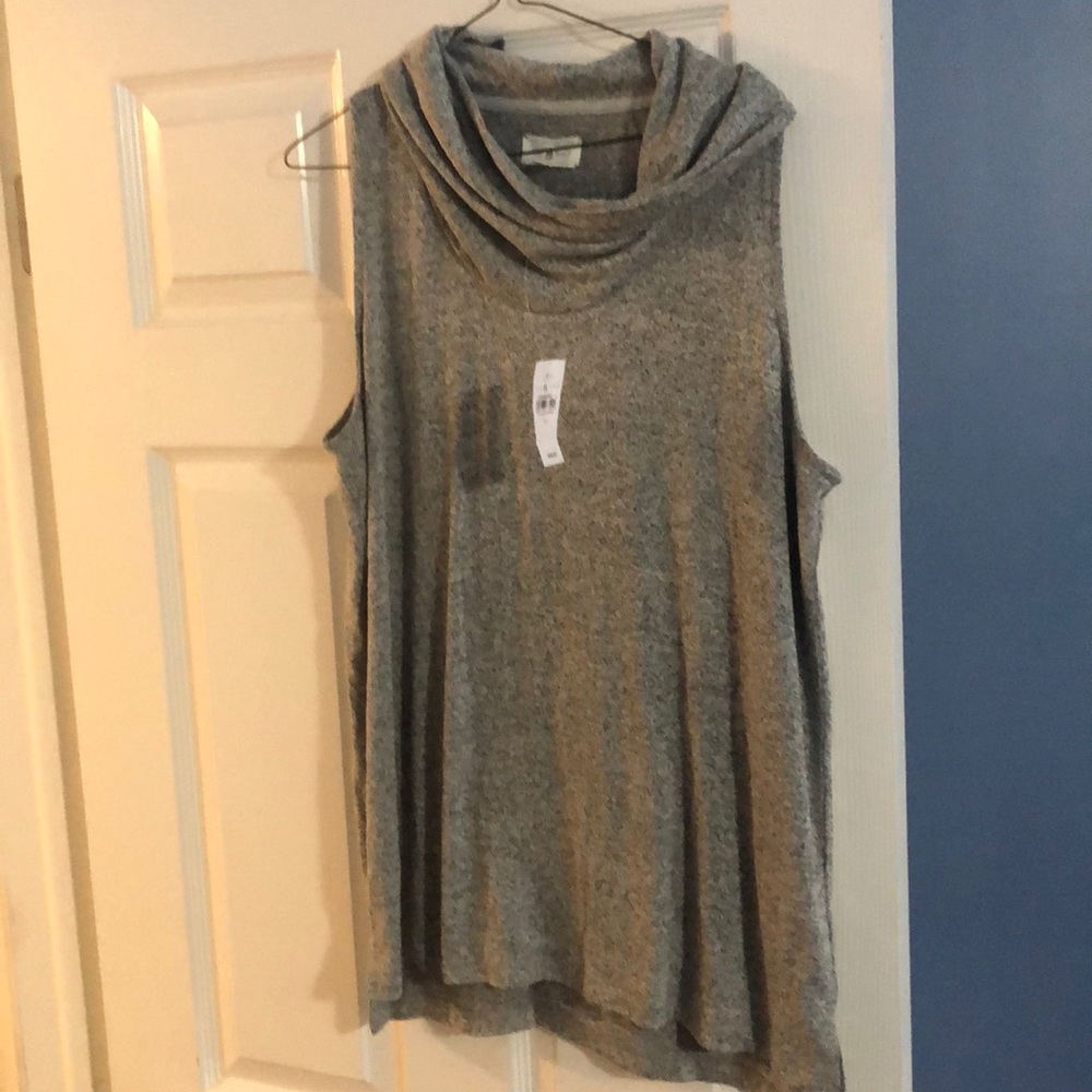 NWT Lou & Grey tank